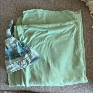 COPPER AND PEARL BABY SWADDLE BLANKET AND HAT